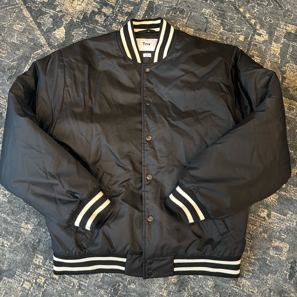 Aritzia TNA Womens Medium Bomber Stadium Jacket Black Satin Varsity Y2K - Picture 6 of 10